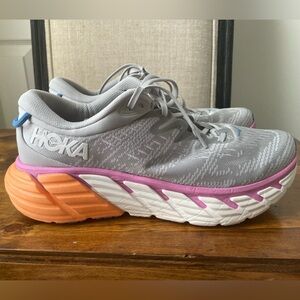 Hoka One Women’s Gaviota 4